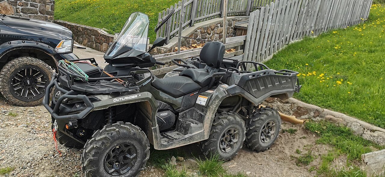 Can-Am Outlander 570 XT 4x4 2021 - foto 2