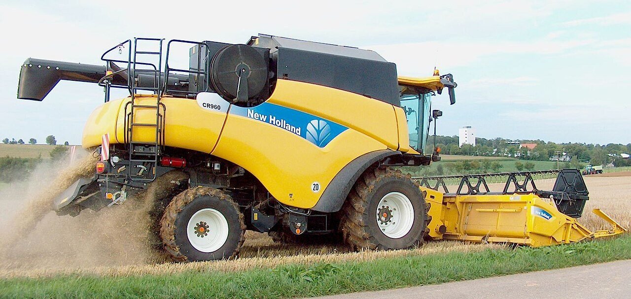 New Holland CR 5.85 Cosechadora axial 2016