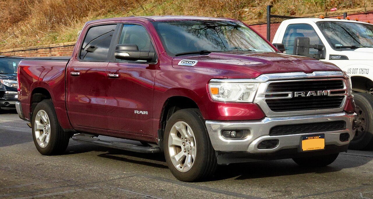 RAM 1500 5.7 V8 Laramie 2021 - foto 2